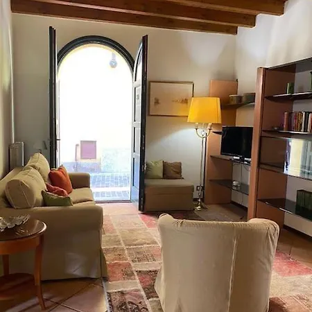 La Casa Nel Borgo * Angera