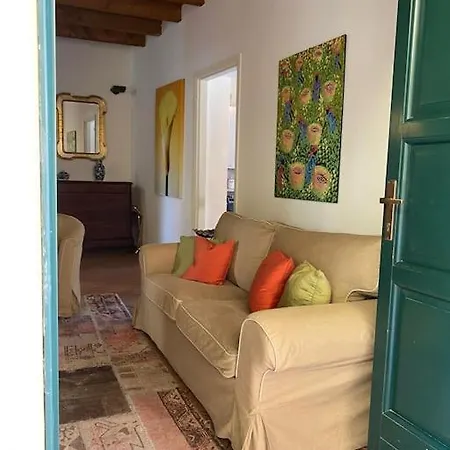 Apartament La Casa Nel Borgo Angera
